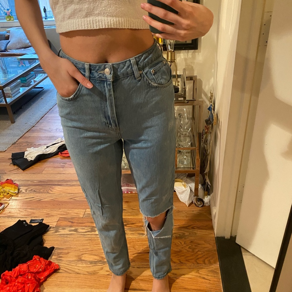 Jeans - Picture 2 of 4